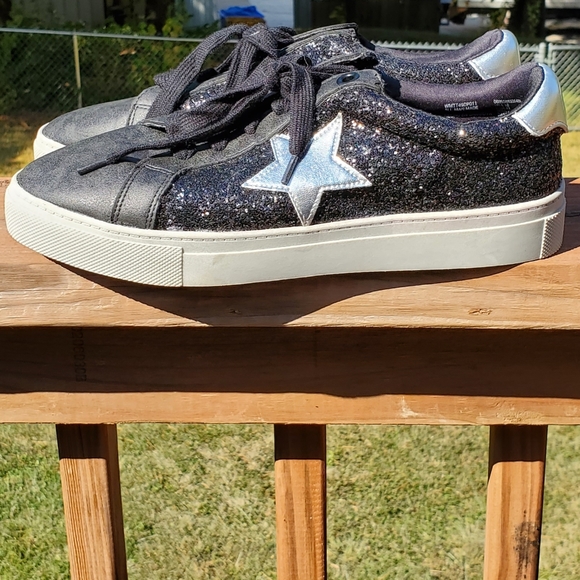 Time and Tru Shoes - Time and  Tru black glitter silver star shoe 10